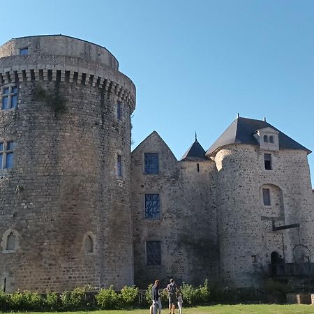 Gite De La Fecleval 6 Personnes Proche Du Puy Dufou Saint-Mesmin  Экстерьер фото